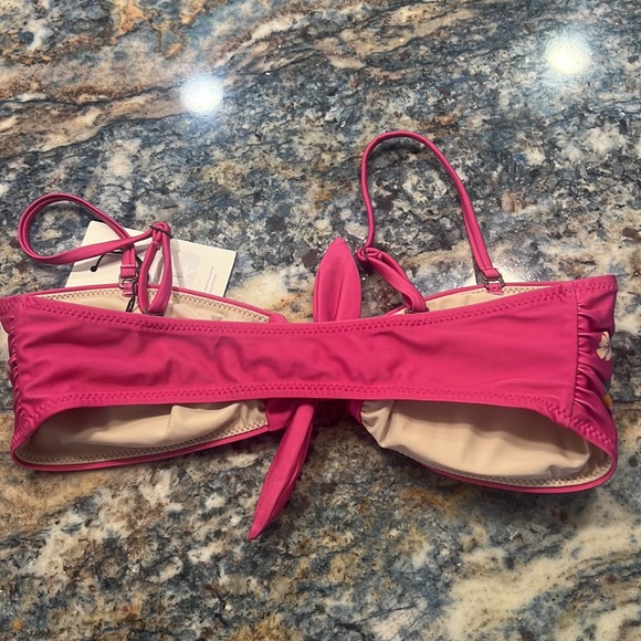 Spell & gypsy sample bikini top NWOT rare floral pink hibiscus - Picture 16 of 16